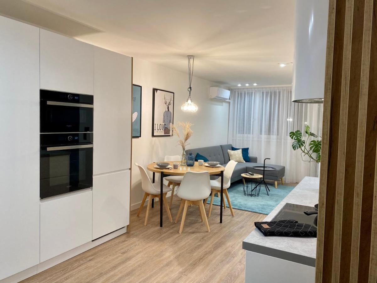 IX Pietro - 9Th Floor Apartment In קטוביץ מראה חיצוני תמונה