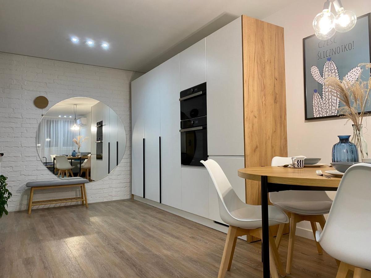 IX Pietro - 9Th Floor Apartment In קטוביץ מראה חיצוני תמונה